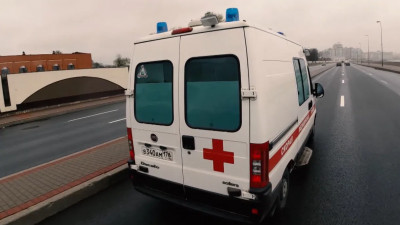 Две трети сотрудников скорой в Петербурге переболели коронавирусом