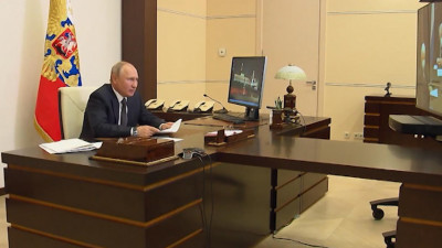 Владимир Путин: Опасность распространения коронавируса сохраняется