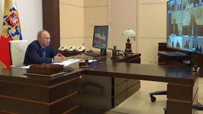 Путин поручил Минздраву подготовиться ко второй волне эпидемии COVID-19