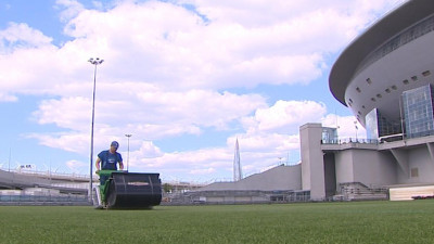 Главный агроном «Газпром Арены» рассказал, как стадион пережил футбольную паузу