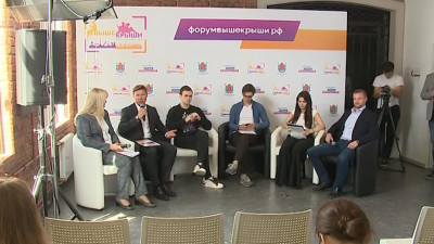 Будущее и креатив. Молодежь Петербурга соберется на форуме «Выше крыши»