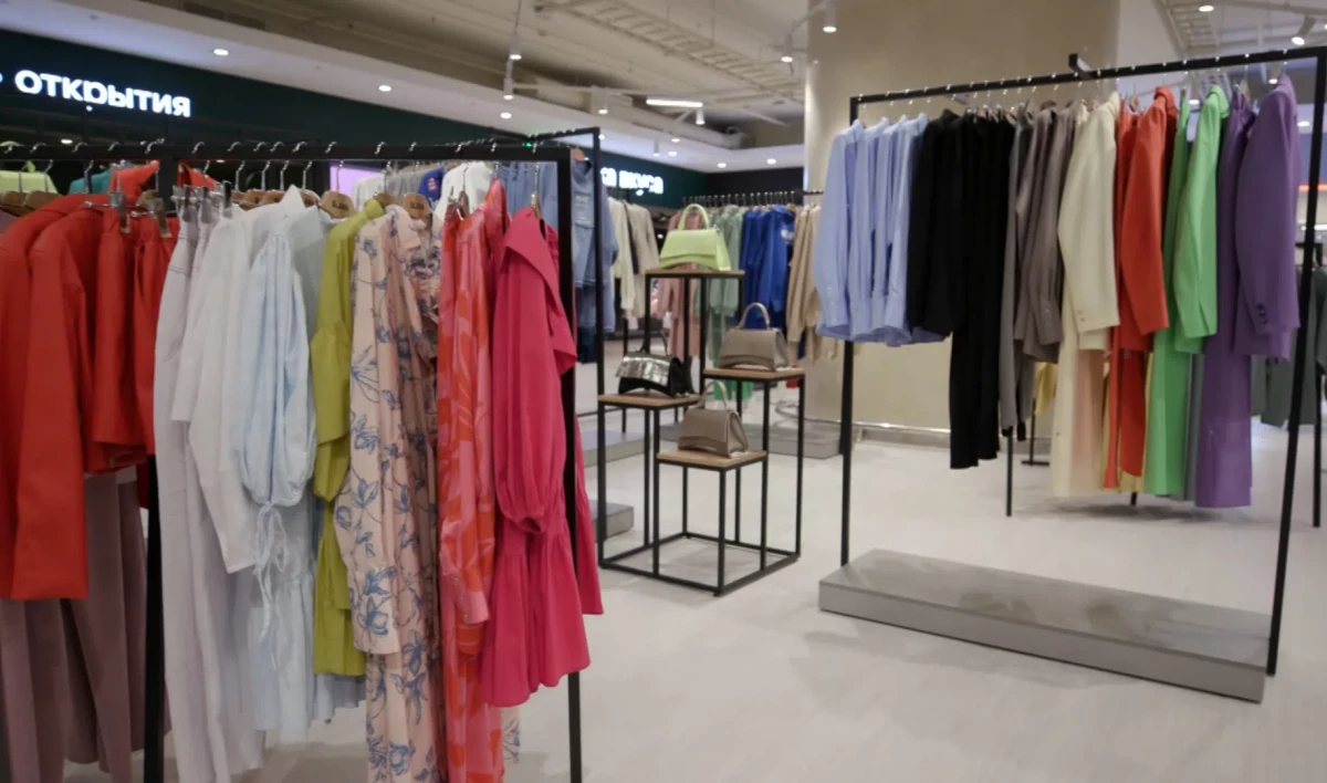В Петербурге открылся универмаг с продукцией российских дизайнеров - tvspb.ru