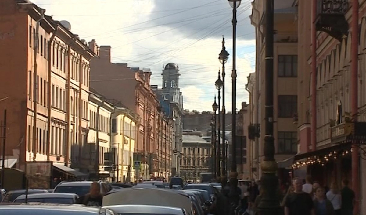 В Петербурге планируют усилить борьбу с нелегальными барами на улице Рубинштейна - tvspb.ru