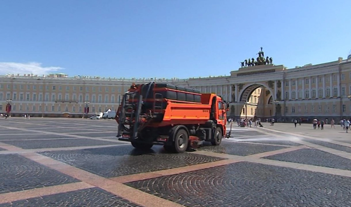 За прошедшую неделю в Петербурге собрали 2 300 тонн грязи и мусора - tvspb.ru