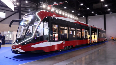 «Горэлектротранс» презентовал в Петербурге беспилотный трамвай