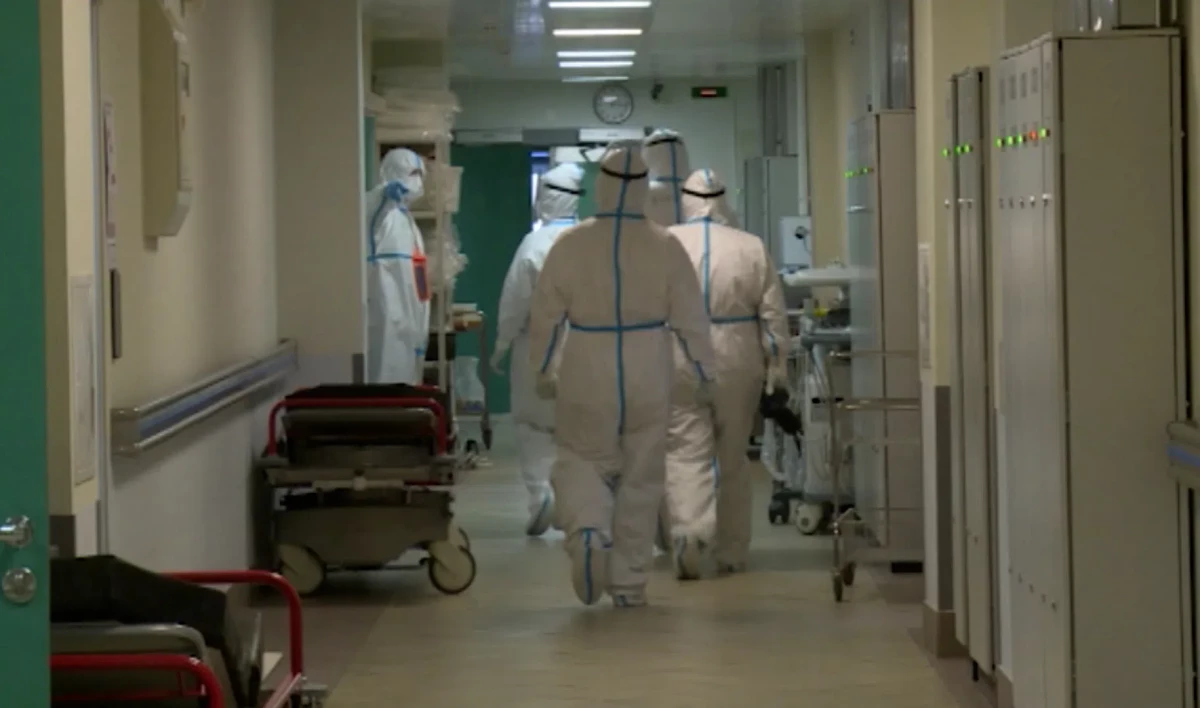 Около 14 тысяч петербуржцев продолжают лечиться от COVID на дому - tvspb.ru