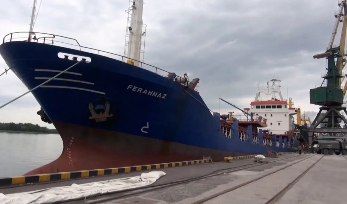 Российские военные доставили гумпомощь турецким морякам в Херсоне - tvspb.ru
