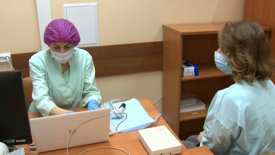 Комздрав проверил, как проходит углубленная диспансеризация переболевших COVID в поликлинике №6