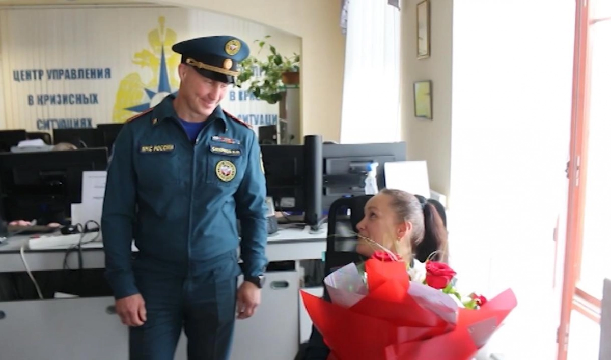 И в горе, и в радости. Сотрудники МЧС готовятся отметить День семьи, любви и верности - tvspb.ru