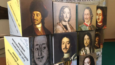 В выставочном зале «Смольный» открылась выставка «Петр Многоликий»