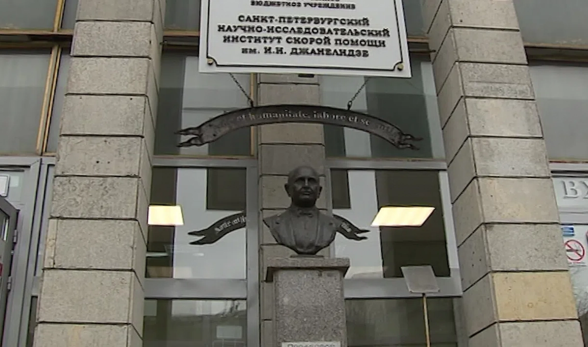 Директор НИИ имени Джанелидзе рассказал, как переболел индийским штаммом COVID - tvspb.ru