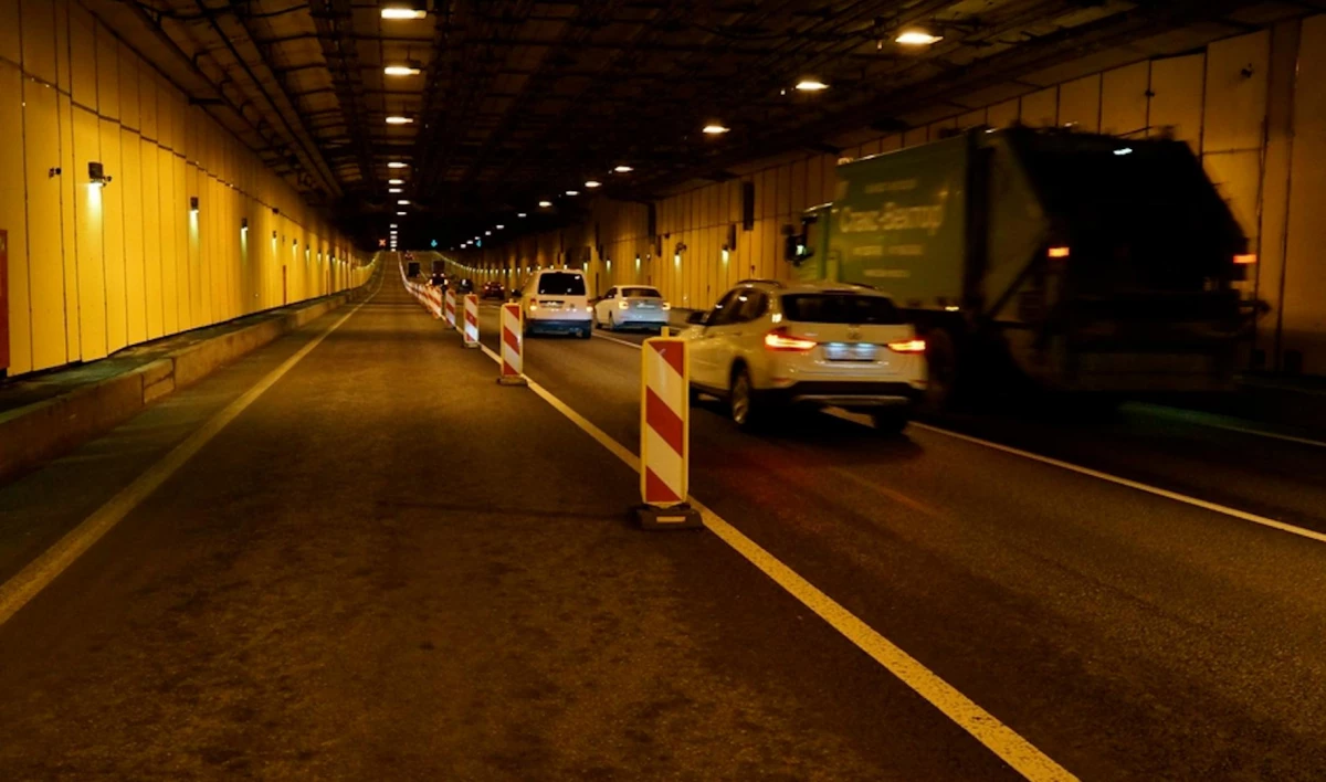 Движение в тоннеле дамбы будет ограничено на четыре дня - tvspb.ru