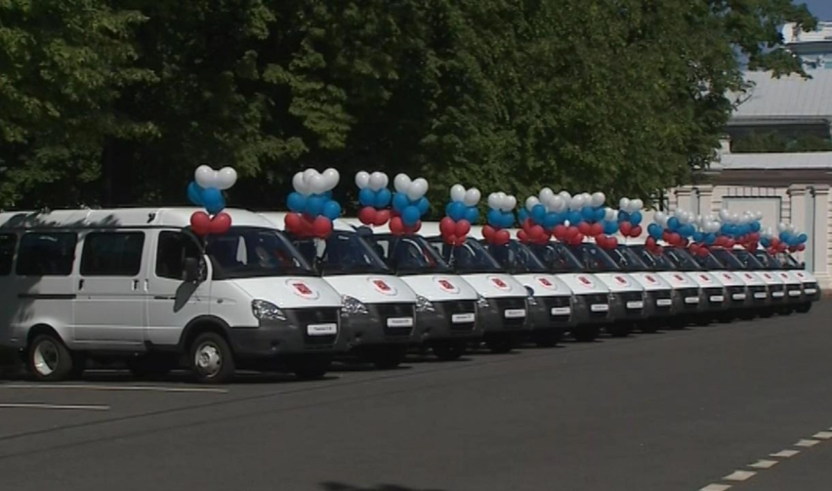В Петербурге установили стоимость закупки микроавтобусов для многодетных семей на 2020 год - tvspb.ru