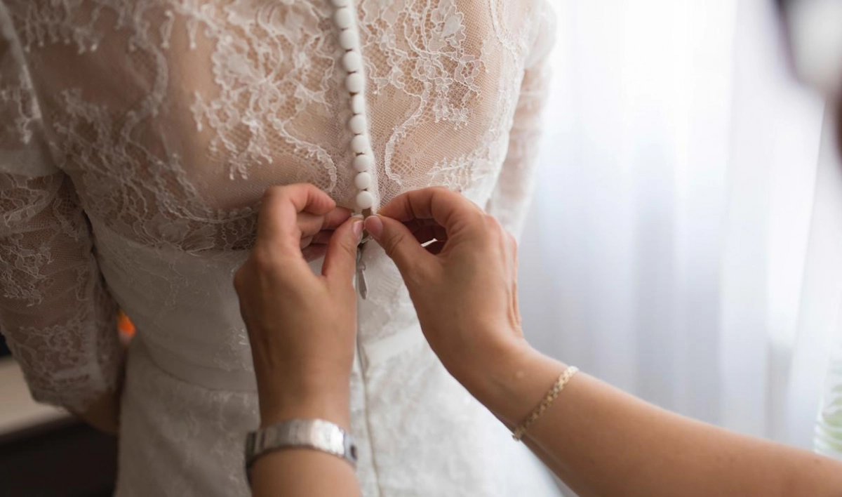 Среди петербурженок взлетел спрос на свадебные платья - tvspb.ru