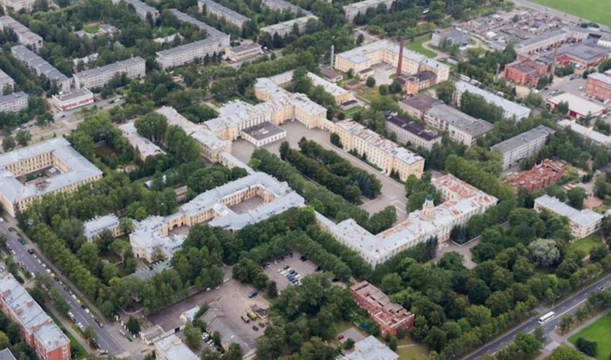 Лидером по количеству благоустроенных дворов в 2020 году стал Петродворцовый район - tvspb.ru