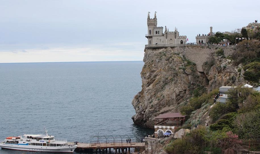 Эрмитаж продолжает работу по включению Крыма в список объектов мирового наследия ЮНЕСКО - tvspb.ru
