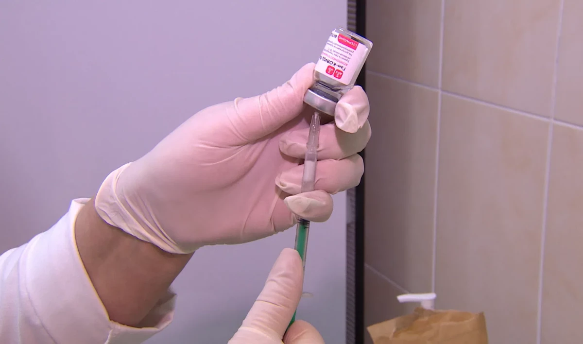 Госдума рассмотрит проект о включении прививки от COVID-19 в календарь вакцинации - tvspb.ru