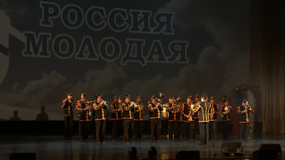 Отложенный из-за пандемии фестиваль песни «Россия молодая» прошел в Петербурге