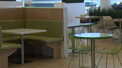 Управляющие петербургских ТЦ просят открыть фуд-корты в обмен на пункты вакцинации