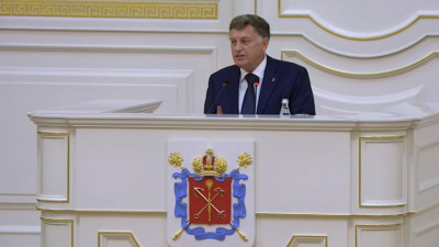 Вячеслав Макаров поздравил Александра Беглова со вступлением в должность губернатора