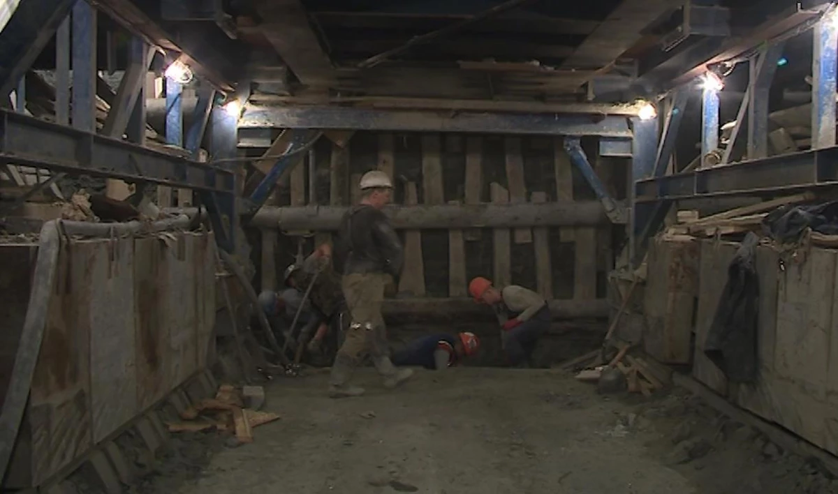 Геннадий Тимченко может заняться строительством метро в Петербурге - tvspb.ru