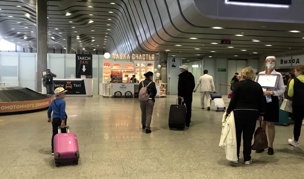 Курилку в Пулково планируют открыть до конца года - tvspb.ru