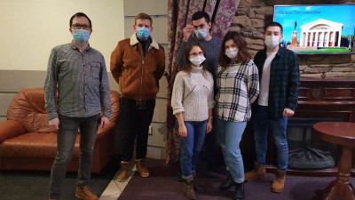 Первая группа врачей из Петербурга приехала на помощь в Петрозаводск