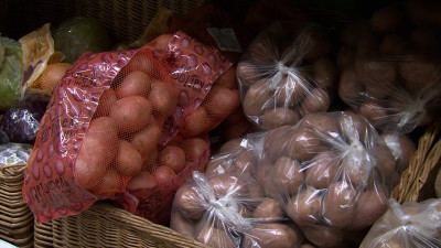 В Петербурге замедлился рост цен на овощи и фрукты