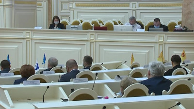 На борьбу с коронавирусом из резервного фонда правительства Петербурга выделено 26 млрд рублей