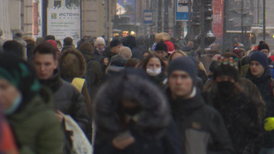 Пандемия в Петербурге идет на спад, однако темпы ее снижения замедлились