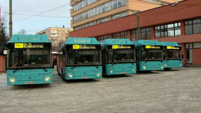 В «Горэлектротрансе» презентовали новые автобусы