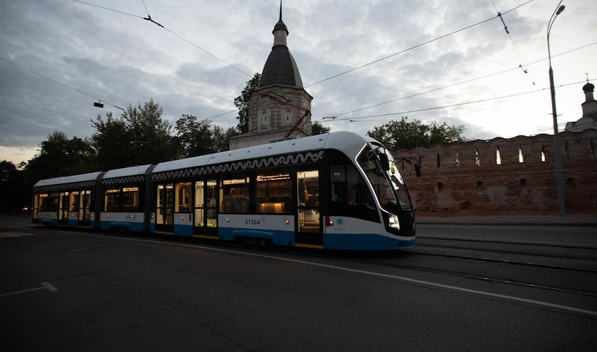 В Петербурге в марте 2021 года появятся 13 новых трамваев