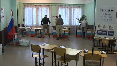 Правом выбора за 6 дней голосования воспользовались почти 2 миллиона петербуржцев