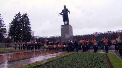 «Никакого выбора противник не предоставлял»: Петербургский историк об участи Ленинграда во время войны
