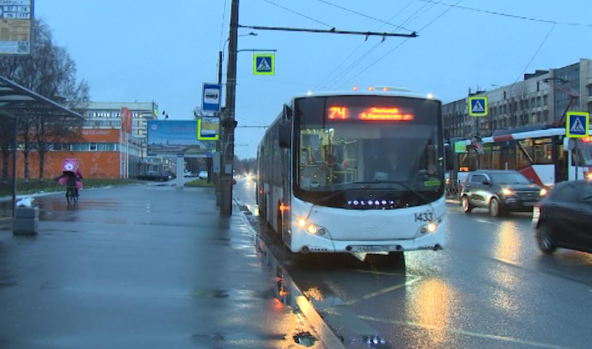 Быстро и с комфортом. Топ-10 наземных маршрутов общественного транспорта  Петербурга | Телеканал Санкт-Петербург