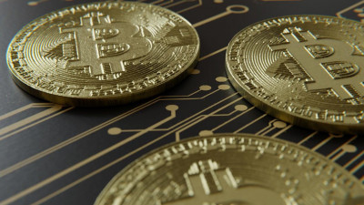 Налог и запрет на оплату биткоином. С 1 января в России ограничат оборот криптовалюты