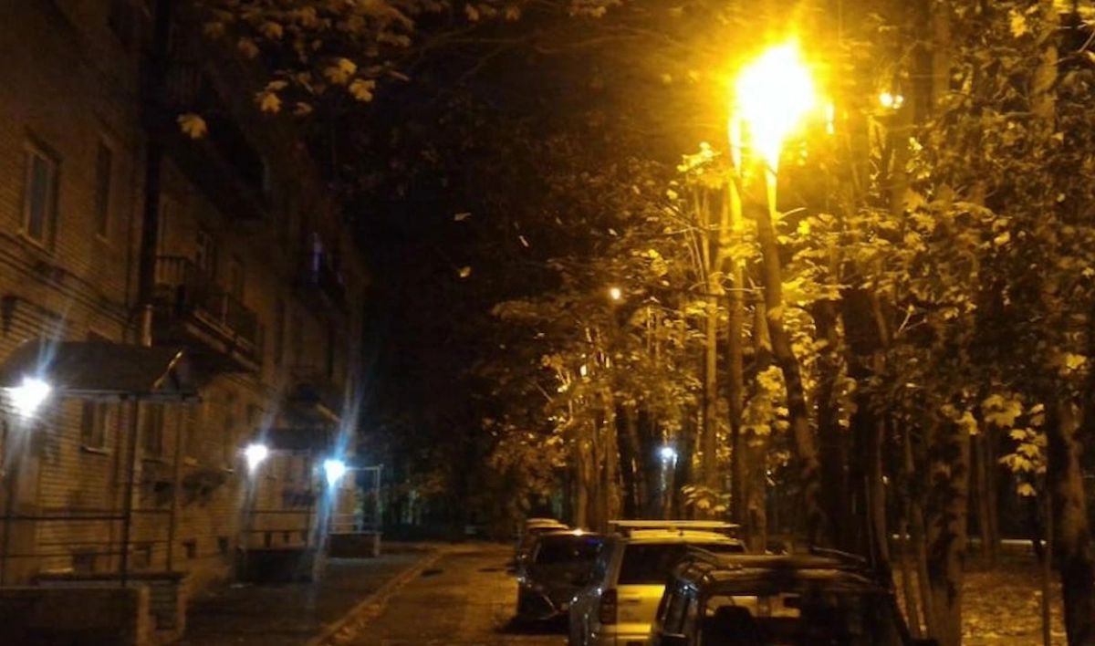 В Пушкине подключили к электроснабжению наружное освещение квартала на Московском шоссе - tvspb.ru