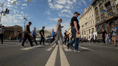 Врач рассказала, способна ли жара убить коронавирус