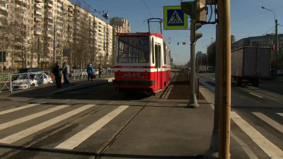 На полгода раньше срока вернули трамвайное движение на проспекте Энгельса