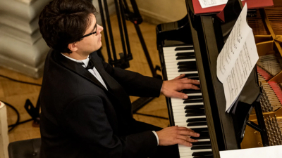 Почти 500 музыкантов стали участниками XV конкурса композиторов имени Андрея Петрова