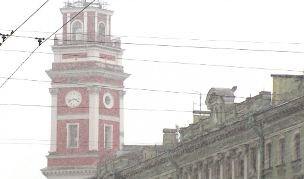 Дамбу закрывать не нужно: В четверг Петербург ждет пасмурная погода и снег с дождем - tvspb.ru