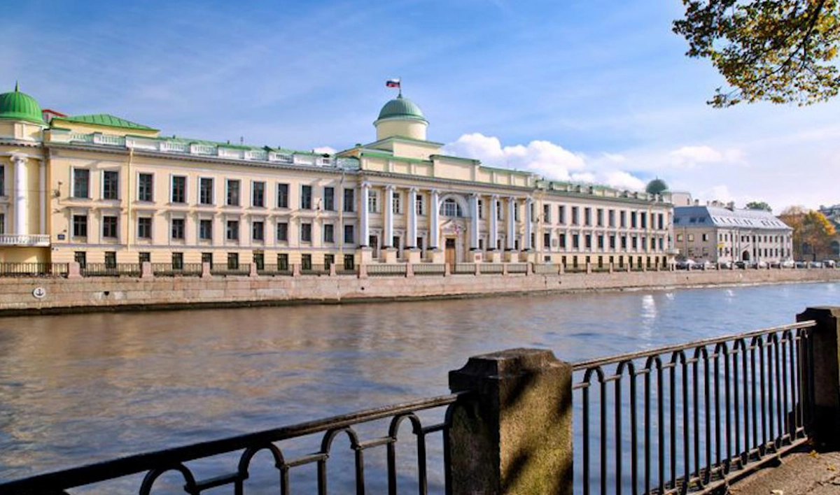 На здании Ленинградского областного суда сменили подсветку - tvspb.ru