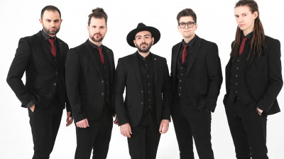 Группа PLUSFIVE выступит с симфоническим оркестром на сцене Дворца Белосельских-Белозерских