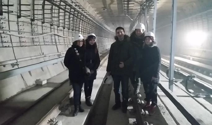 Диггеры побывали на строящихся станциях «Новокрестовская» и «Беговая» - tvspb.ru