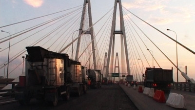 Крупный затор парализовал движение на КАД