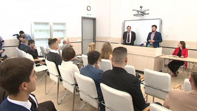 Правозащитник Александр Брод обсудил избирательную кампанию с национальными диаспорами Петербурга