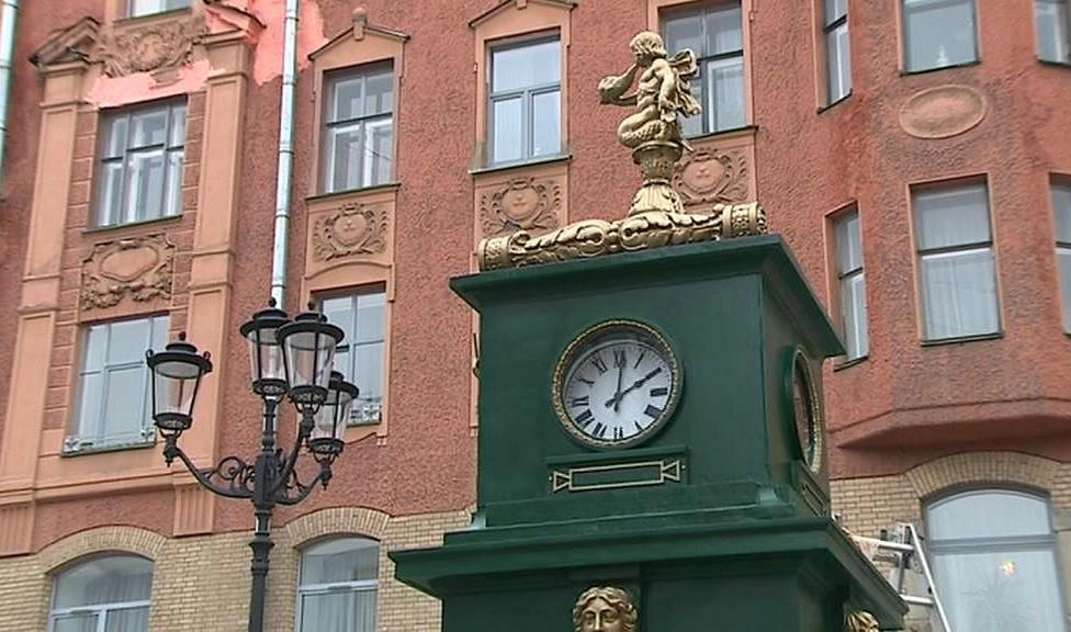 Часы Лансере на  Малой Конюшенной снова идут - tvspb.ru