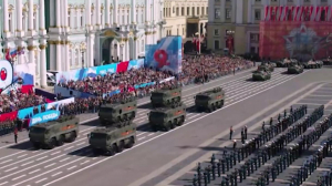 Более 100 единиц боевой техники пройдут по Дворцовой площади 24 июня