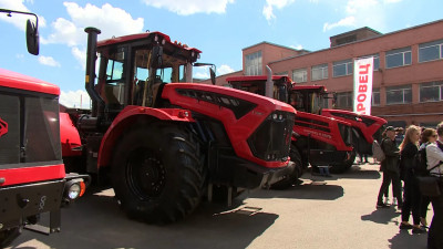 На Петербургском тракторном заводе ищут новые направления продаж
