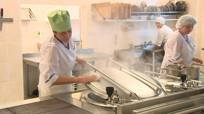 Четыре картельных сговора на рынке социального питания выявили в Петербурге